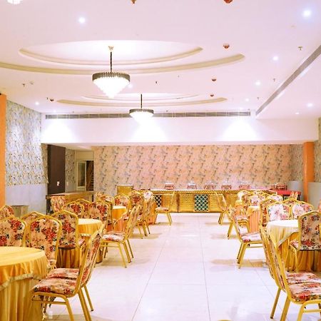 Aa Hotels & Resorts Zirakpur Екстер'єр фото